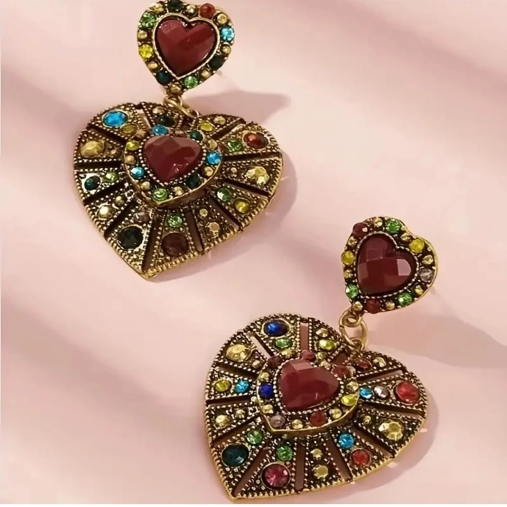 WORLD MARKET BOHO HEART DANGLE EARRINGS NWOT